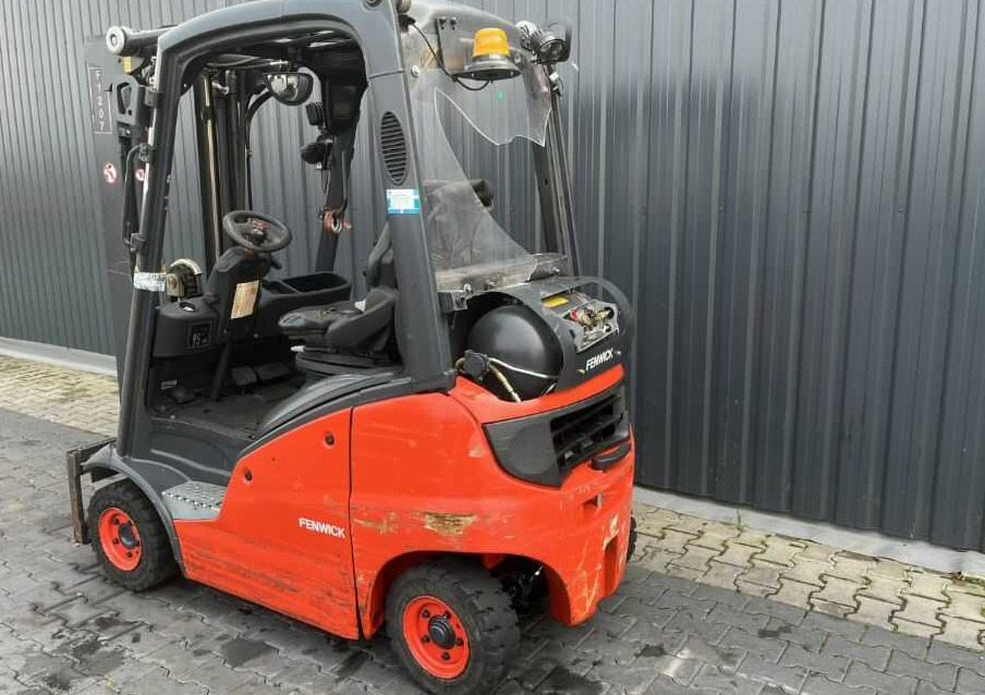 Linde H16T-01 - Υγραεριοκίνητο περονοφόρο: φωτογραφία 3 Linde H16T-01 - Υγραεριοκίνητο περονοφόρο: φωτογραφία 3