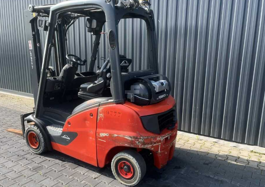 Linde H20T-01 - Υγραεριοκίνητο περονοφόρο: φωτογραφία 3 Linde H20T-01 - Υγραεριοκίνητο περονοφόρο: φωτογραφία 3