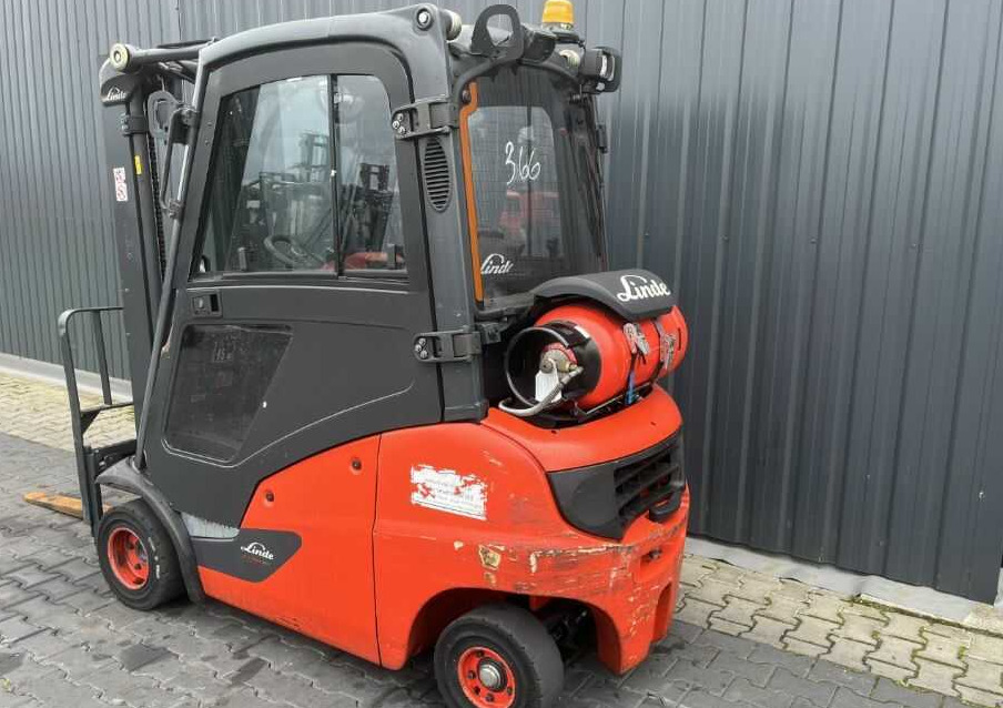 Linde H20T-01 - Υγραεριοκίνητο περονοφόρο: φωτογραφία 3 Linde H20T-01 - Υγραεριοκίνητο περονοφόρο: φωτογραφία 3