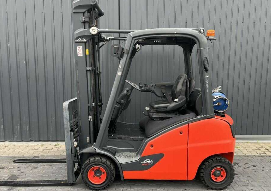 Linde H20T-01 - Υγραεριοκίνητο περονοφόρο: φωτογραφία 2 Linde H20T-01 - Υγραεριοκίνητο περονοφόρο: φωτογραφία 2