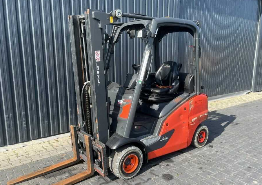 Linde H20T-01 - Υγραεριοκίνητο περονοφόρο: φωτογραφία 1 Linde H20T-01 - Υγραεριοκίνητο περονοφόρο: φωτογραφία 1