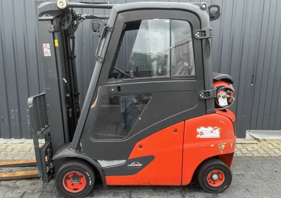 Linde H20T-01 - Υγραεριοκίνητο περονοφόρο: φωτογραφία 2 Linde H20T-01 - Υγραεριοκίνητο περονοφόρο: φωτογραφία 2