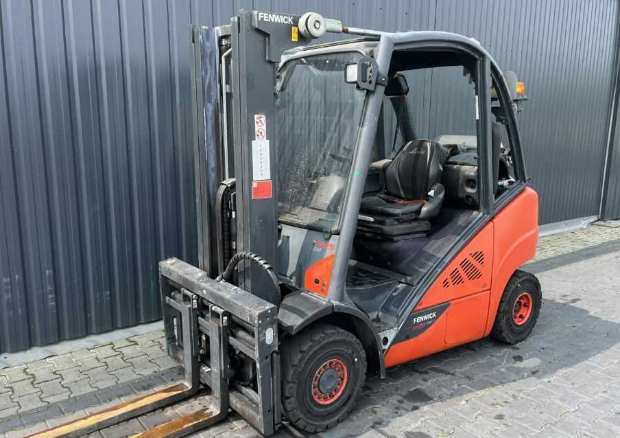Linde H25T-02 - Υγραεριοκίνητο περονοφόρο: φωτογραφία 1 Linde H25T-02 - Υγραεριοκίνητο περονοφόρο: φωτογραφία 1