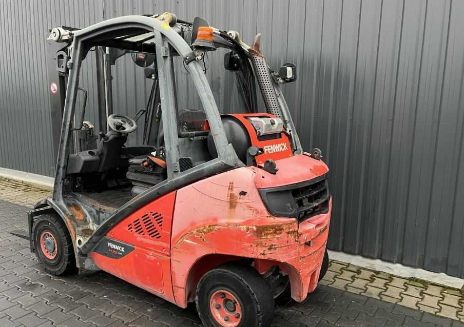 Linde H25T-02 - Υγραεριοκίνητο περονοφόρο: φωτογραφία 3 Linde H25T-02 - Υγραεριοκίνητο περονοφόρο: φωτογραφία 3