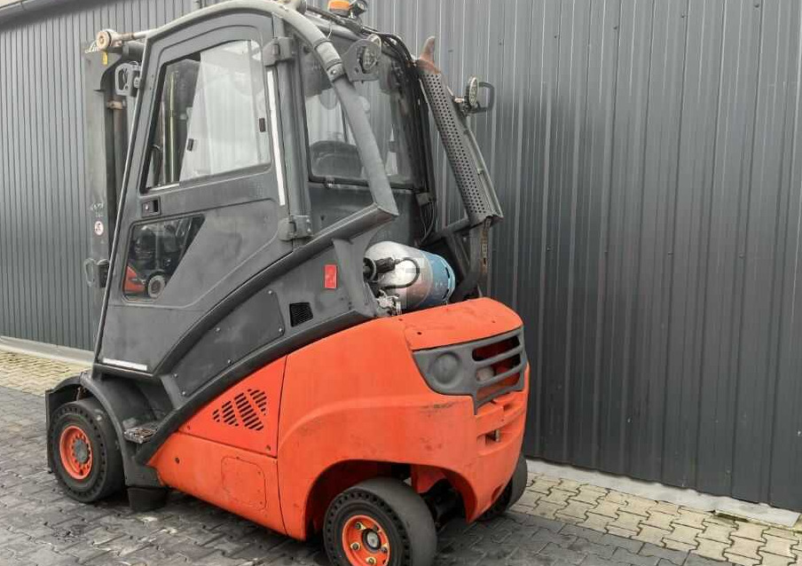 Linde H30T-01 - Υγραεριοκίνητο περονοφόρο: φωτογραφία 3 Linde H30T-01 - Υγραεριοκίνητο περονοφόρο: φωτογραφία 3