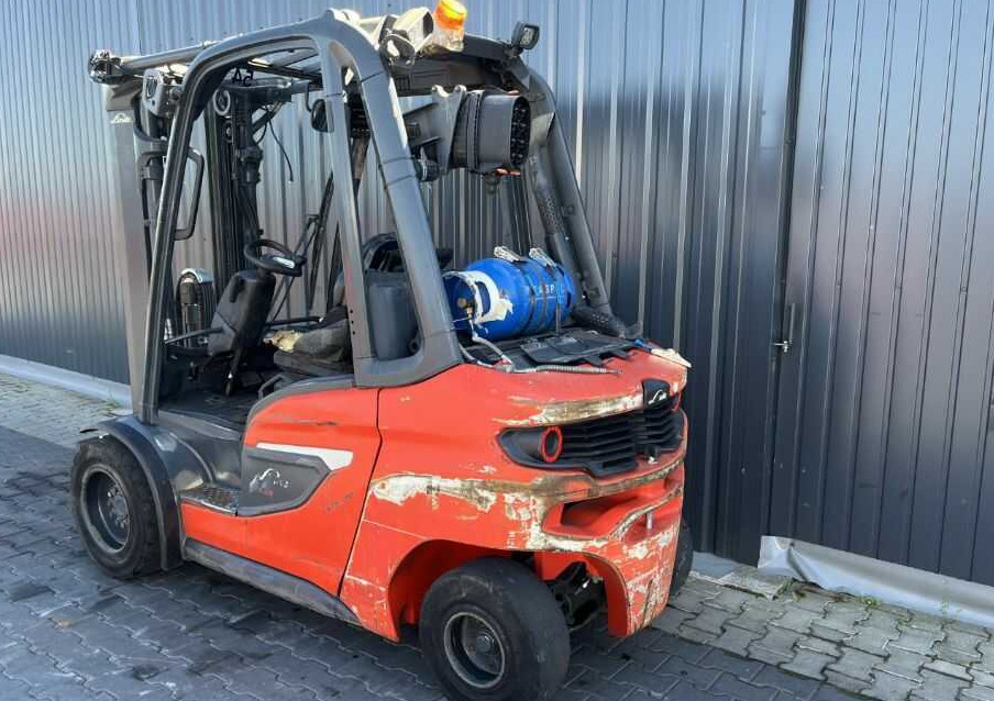 Linde H35T-01 - Υγραεριοκίνητο περονοφόρο: φωτογραφία 3 Linde H35T-01 - Υγραεριοκίνητο περονοφόρο: φωτογραφία 3