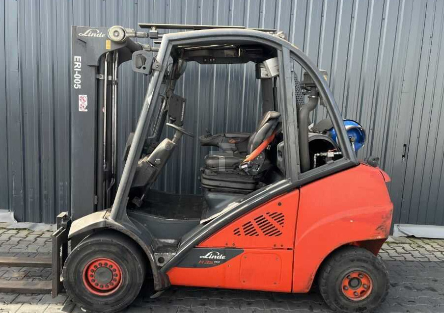 Linde H35T-02 - Υγραεριοκίνητο περονοφόρο: φωτογραφία 2 Linde H35T-02 - Υγραεριοκίνητο περονοφόρο: φωτογραφία 2
