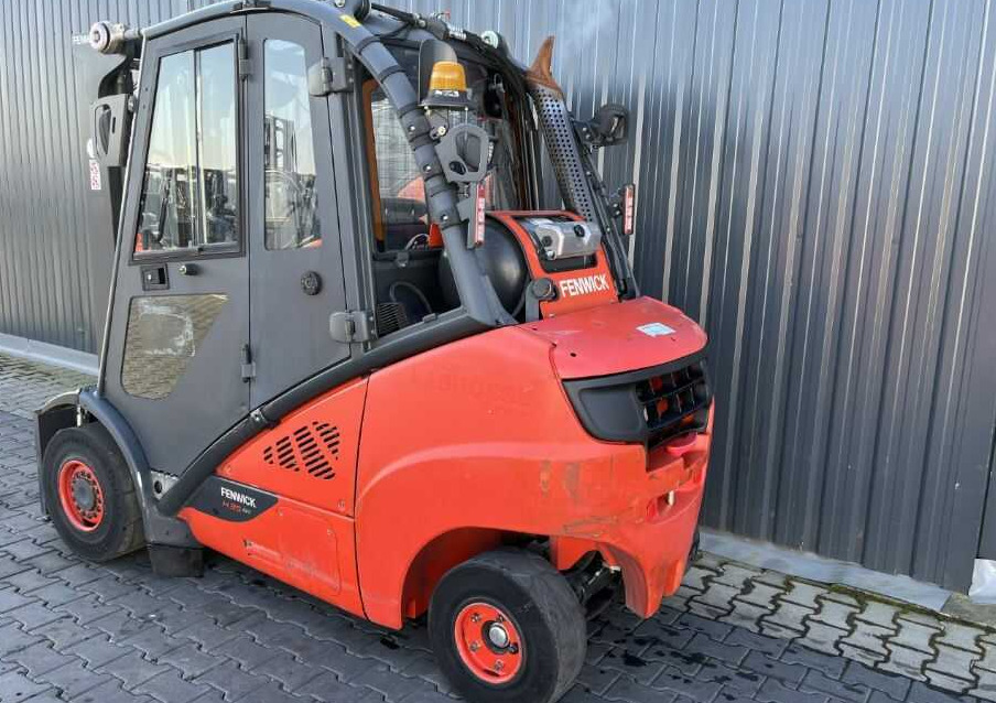 Linde H35T-02 - Υγραεριοκίνητο περονοφόρο: φωτογραφία 3 Linde H35T-02 - Υγραεριοκίνητο περονοφόρο: φωτογραφία 3