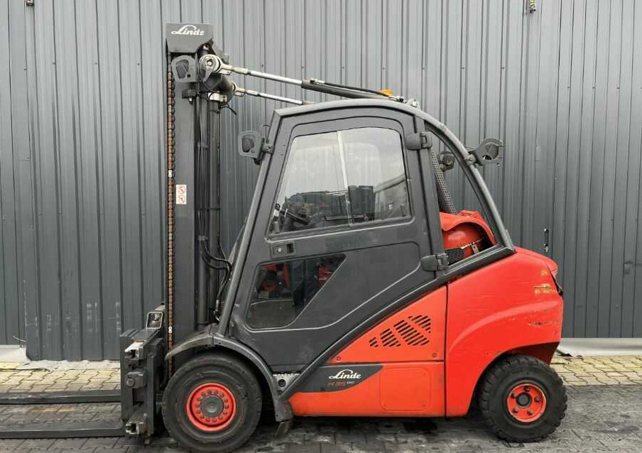Linde H35T-02 - Υγραεριοκίνητο περονοφόρο: φωτογραφία 2 Linde H35T-02 - Υγραεριοκίνητο περονοφόρο: φωτογραφία 2