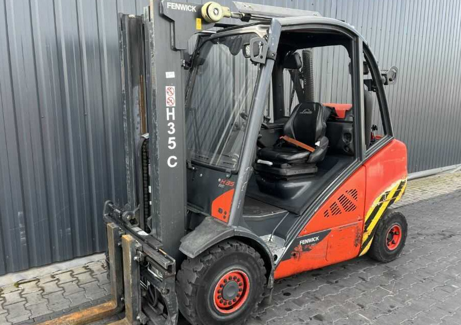 Linde H35T-02 - Υγραεριοκίνητο περονοφόρο: φωτογραφία 1 Linde H35T-02 - Υγραεριοκίνητο περονοφόρο: φωτογραφία 1