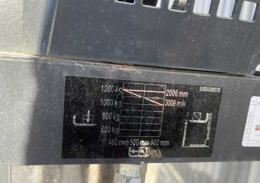 Linde L12L - Μηχάνημα στοίβαξης: φωτογραφία 3 Linde L12L - Μηχάνημα στοίβαξης: φωτογραφία 3