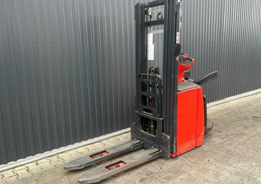 Linde L14AP - Μηχάνημα στοίβαξης: φωτογραφία 1 Linde L14AP - Μηχάνημα στοίβαξης: φωτογραφία 1