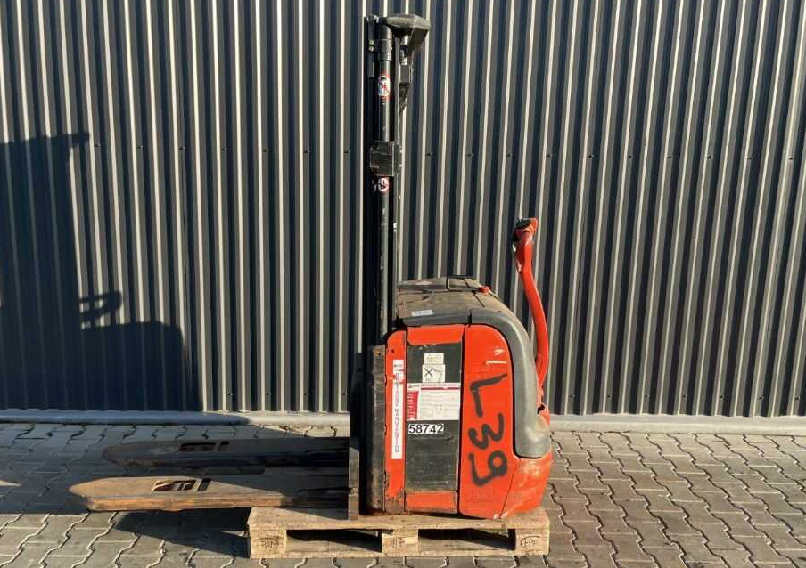 Linde L14 - Μηχάνημα στοίβαξης: φωτογραφία 2 Linde L14 - Μηχάνημα στοίβαξης: φωτογραφία 2