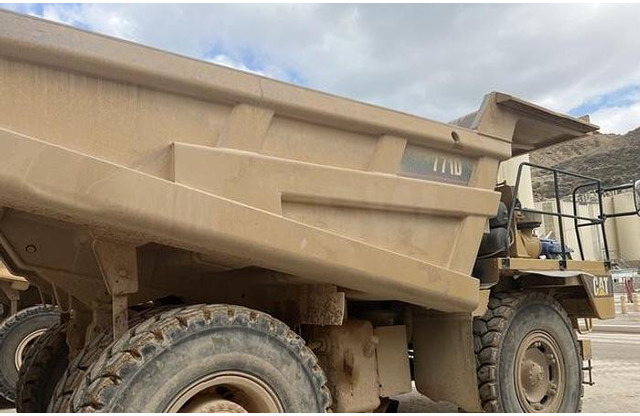 Caterpillar 771D - Ανατρεπόμενο όχημα: φωτογραφία 2 Caterpillar 771D - Ανατρεπόμενο όχημα: φωτογραφία 2
