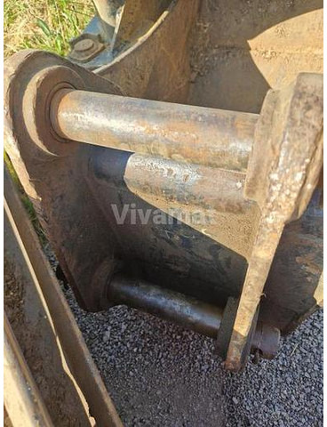 Terex TLB840PS - Κουβας: φωτογραφία 3 Terex TLB840PS - Κουβας: φωτογραφία 3