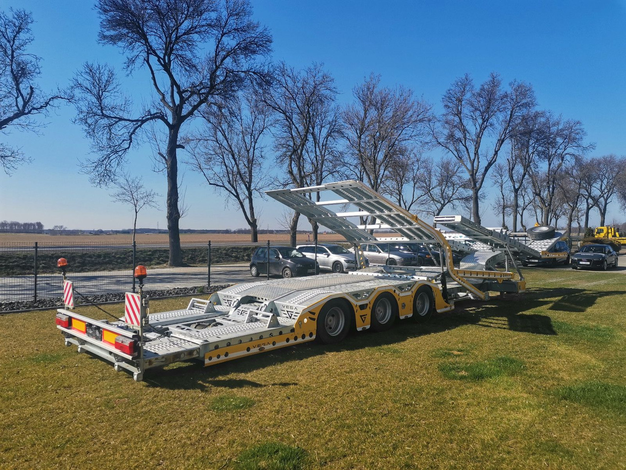 ALPHAMAX 3 AXLE TRUCK TRANSPORTER VEGA TRAILER - Επικαθήμενο αυτοκινητάμαξα: φωτογραφία 2 ALPHAMAX 3 AXLE TRUCK TRANSPORTER VEGA TRAILER - Επικαθήμενο αυτοκινητάμαξα: φωτογραφία 2
