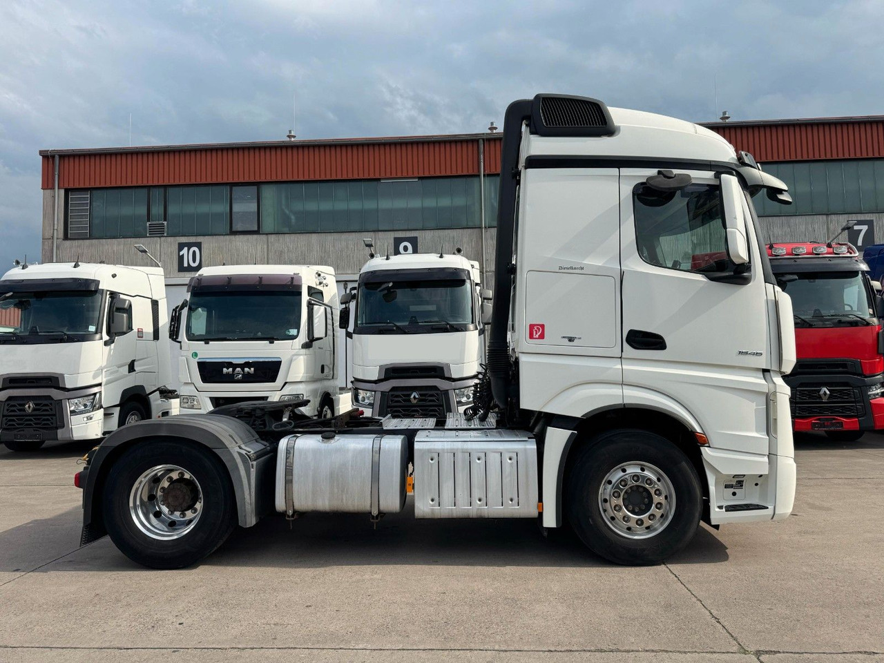 Mercedes-Benz ACTROS 1846 * RETARDER + 2X TANK * ALCOA * KIPPH - Τράκτορας: φωτογραφία 5 Mercedes-Benz ACTROS 1846 * RETARDER + 2X TANK * ALCOA * KIPPH - Τράκτορας: φωτογραφία 5