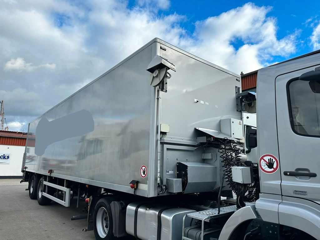 Mercedes-Benz AXOR 1823 * KLIMA * 82.00 KM*MIT HEIWO AUFLIEGER - Τράκτορας: φωτογραφία 4 Mercedes-Benz AXOR 1823 * KLIMA * 82.00 KM*MIT HEIWO AUFLIEGER - Τράκτορας: φωτογραφία 4
