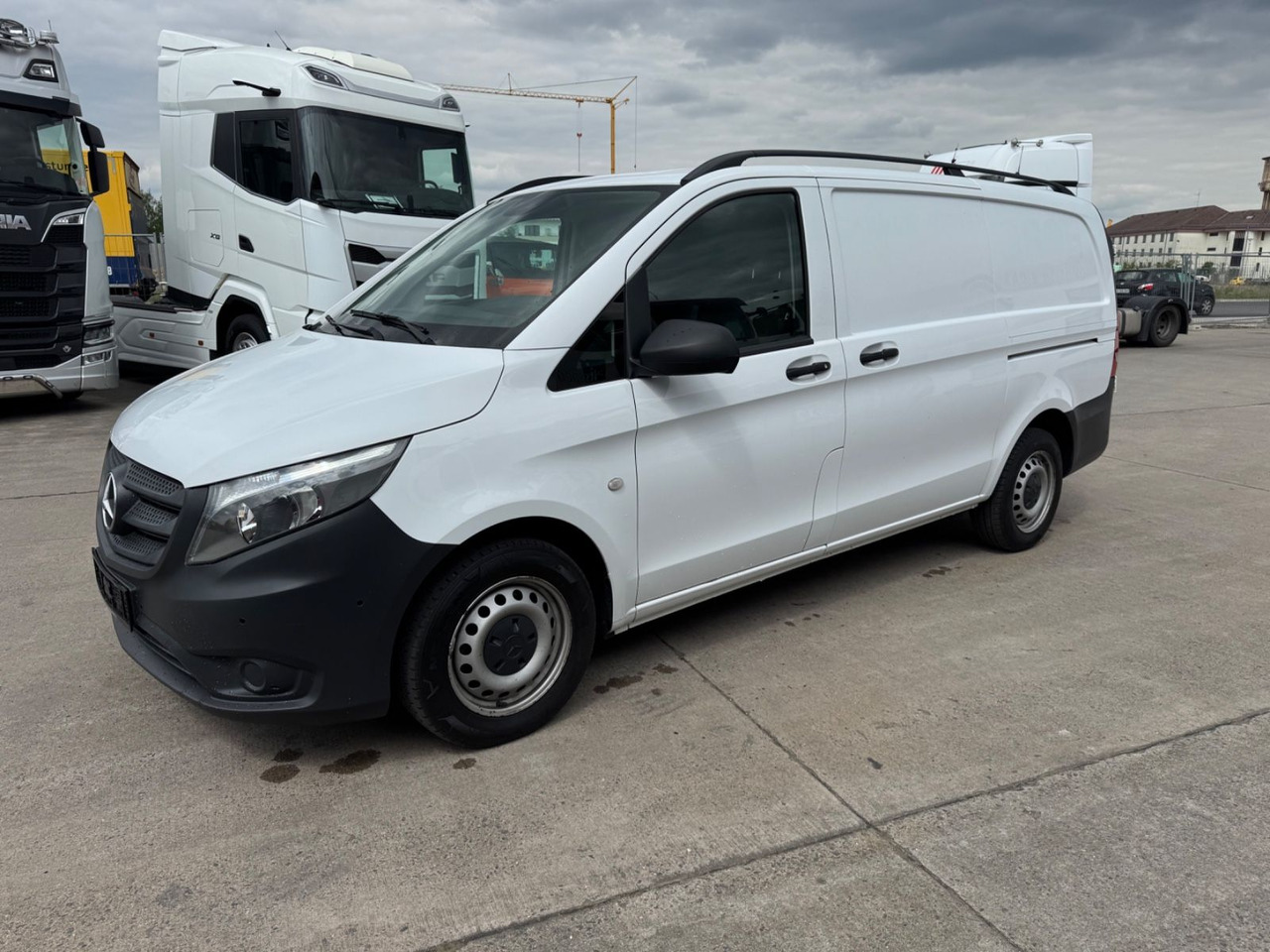 Mercedes-Benz VITO 111 CDI * LANG * KLIMA * SCHIEBETÜR R & L * - Επιβατικό βαν: φωτογραφία 3 Mercedes-Benz VITO 111 CDI * LANG * KLIMA * SCHIEBETÜR R & L * - Επιβατικό βαν: φωτογραφία 3