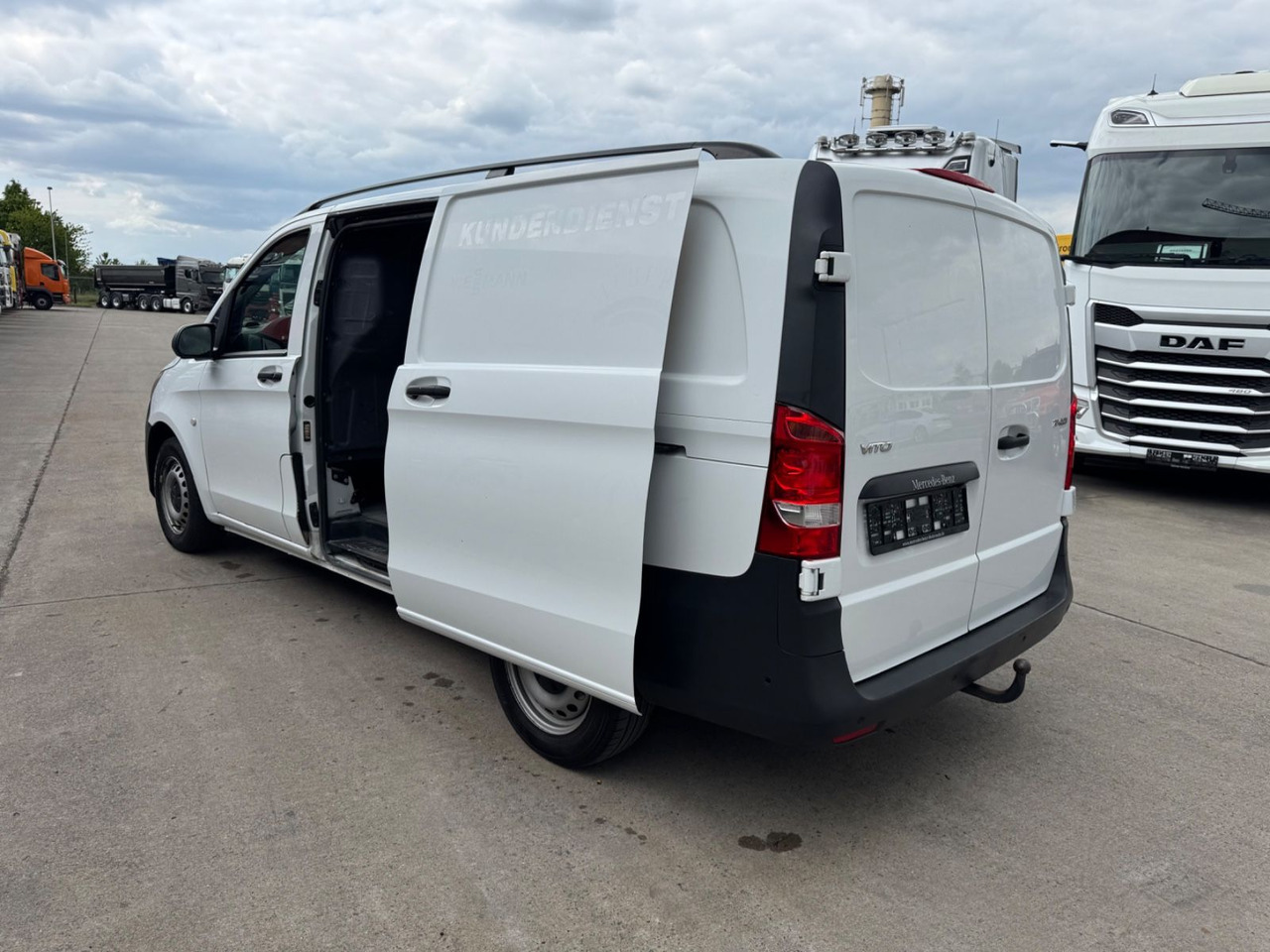 Επιβατικό βαν Mercedes-Benz VITO 111 CDI * LANG * KLIMA * SCHIEBETÜR R & L *: φωτογραφία 8