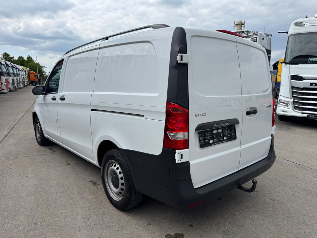 Mercedes-Benz VITO 111 CDI * LANG * KLIMA * SCHIEBETÜR R & L * - Επιβατικό βαν: φωτογραφία 5 Mercedes-Benz VITO 111 CDI * LANG * KLIMA * SCHIEBETÜR R & L * - Επιβατικό βαν: φωτογραφία 5