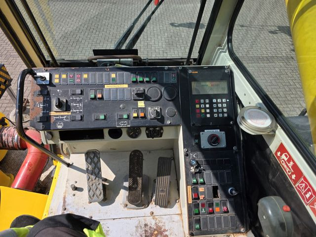 Πυργογερανός Faun RTF 40-3 Mobilkran: φωτογραφία 17 Πυργογερανός Faun RTF 40-3 Mobilkran: φωτογραφία 17