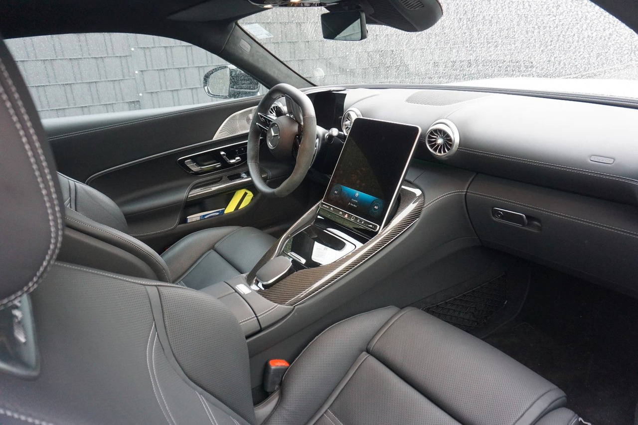 Mercedes-Benz AMG GT 63 4MATIC+ - Κουπέ αυτοκίνητο: φωτογραφία 3 Mercedes-Benz AMG GT 63 4MATIC+ - Κουπέ αυτοκίνητο: φωτογραφία 3