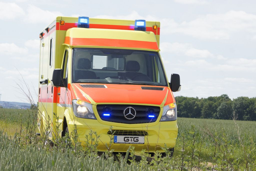 Mercedes-Benz Sprinter 519 // Mod. 2017 // 1 J Garantie // Mercedes-Benz Sprinter 519 // Mod. 2017 // 1 J Garantie // - Ασθενοφόρο: φωτογραφία 2 Mercedes-Benz Sprinter 519 // Mod. 2017 // 1 J Garantie // Mercedes-Benz Sprinter 519 // Mod. 2017 // 1 J Garantie // - Ασθενοφόρο: φωτογραφία 2