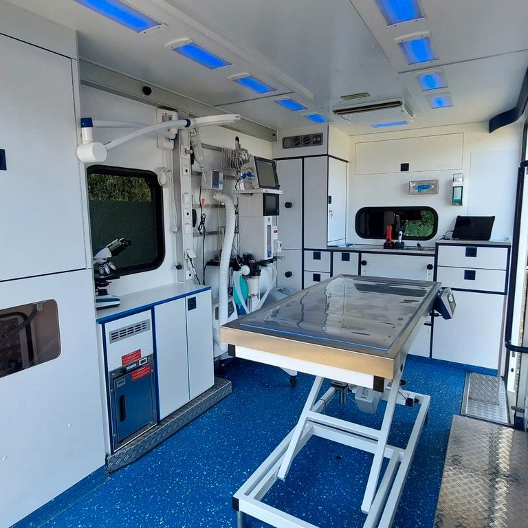 Mercedes-Benz Sprinter 519 Tierarzt Garantie Mercedes-Benz Sprinter 519 Tierarzt Garantie - Ασθενοφόρο: φωτογραφία 1 Mercedes-Benz Sprinter 519 Tierarzt Garantie Mercedes-Benz Sprinter 519 Tierarzt Garantie - Ασθενοφόρο: φωτογραφία 1