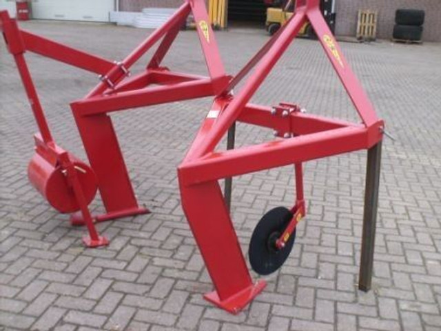 GRONDWOELERS en molploegen - Ρίπερ: φωτογραφία 1 GRONDWOELERS en molploegen - Ρίπερ: φωτογραφία 1