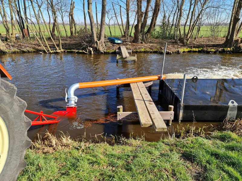 Lely vijzelpomp - Nieuw - Αντλία νερού: φωτογραφία 1 Lely vijzelpomp - Nieuw - Αντλία νερού: φωτογραφία 1