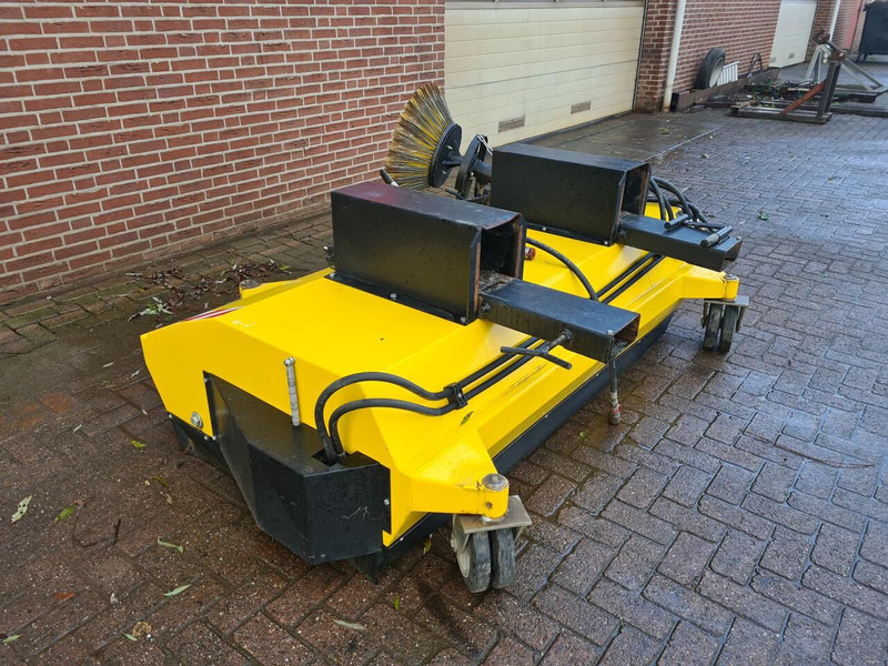 MTS bezem met lepel insteek - Σκούπα: φωτογραφία 3 MTS bezem met lepel insteek - Σκούπα: φωτογραφία 3