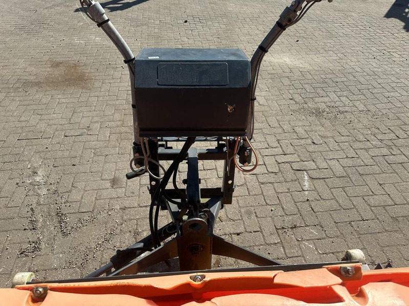 NIDO - Εκχιονιστικό μαχαίρι: φωτογραφία 5 NIDO - Εκχιονιστικό μαχαίρι: φωτογραφία 5