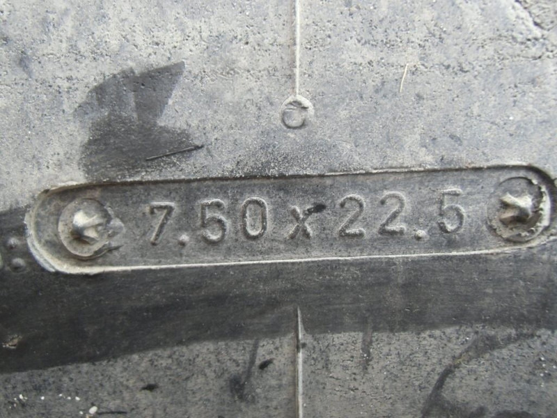 Onbekend Kraanband - Ελαστικά και ζάντες: φωτογραφία 3 Onbekend Kraanband - Ελαστικά και ζάντες: φωτογραφία 3