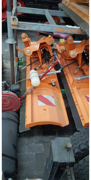 Sneeuwschuif 240 - Εκχιονιστικό μαχαίρι: φωτογραφία 1 Sneeuwschuif 240 - Εκχιονιστικό μαχαίρι: φωτογραφία 1