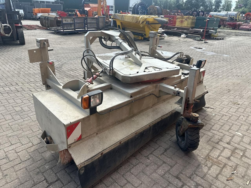 Front bezem - Gebruikt - Σκούπα: φωτογραφία 5 Front bezem - Gebruikt - Σκούπα: φωτογραφία 5