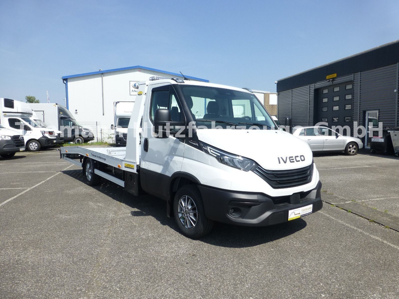 Iveco Daily 35S18 Autotransporter Aut. Luftfed. NAVI - Φορτηγό ρυμούλκησης: φωτογραφία 2 Iveco Daily 35S18 Autotransporter Aut. Luftfed. NAVI - Φορτηγό ρυμούλκησης: φωτογραφία 2