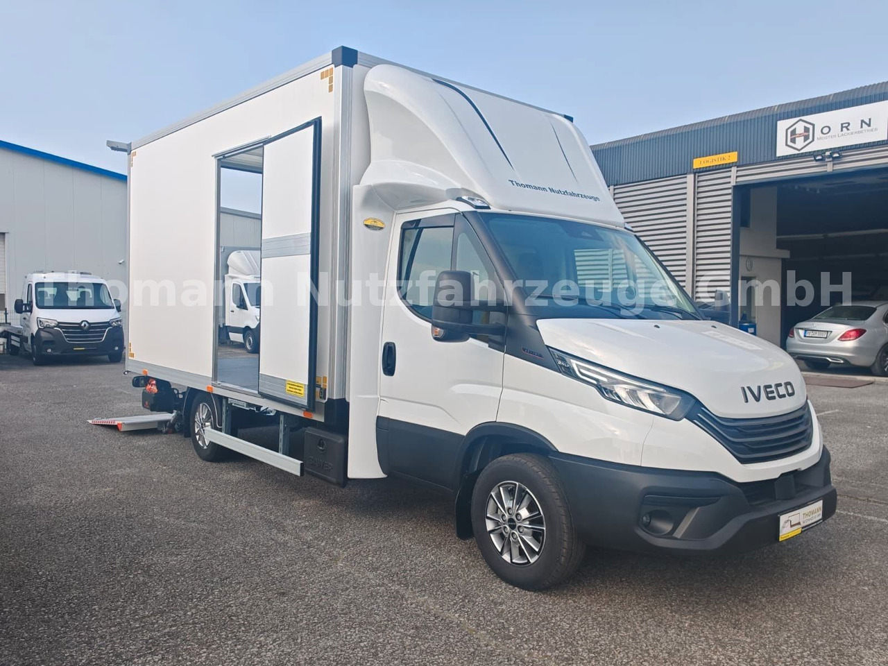 Iveco Daily 35S18 Koffer + LBW Navi/ACC Tempomat - Επαγγελματικό αυτοκίνητο κόφα: φωτογραφία 1 Iveco Daily 35S18 Koffer + LBW Navi/ACC Tempomat - Επαγγελματικό αυτοκίνητο κόφα: φωτογραφία 1