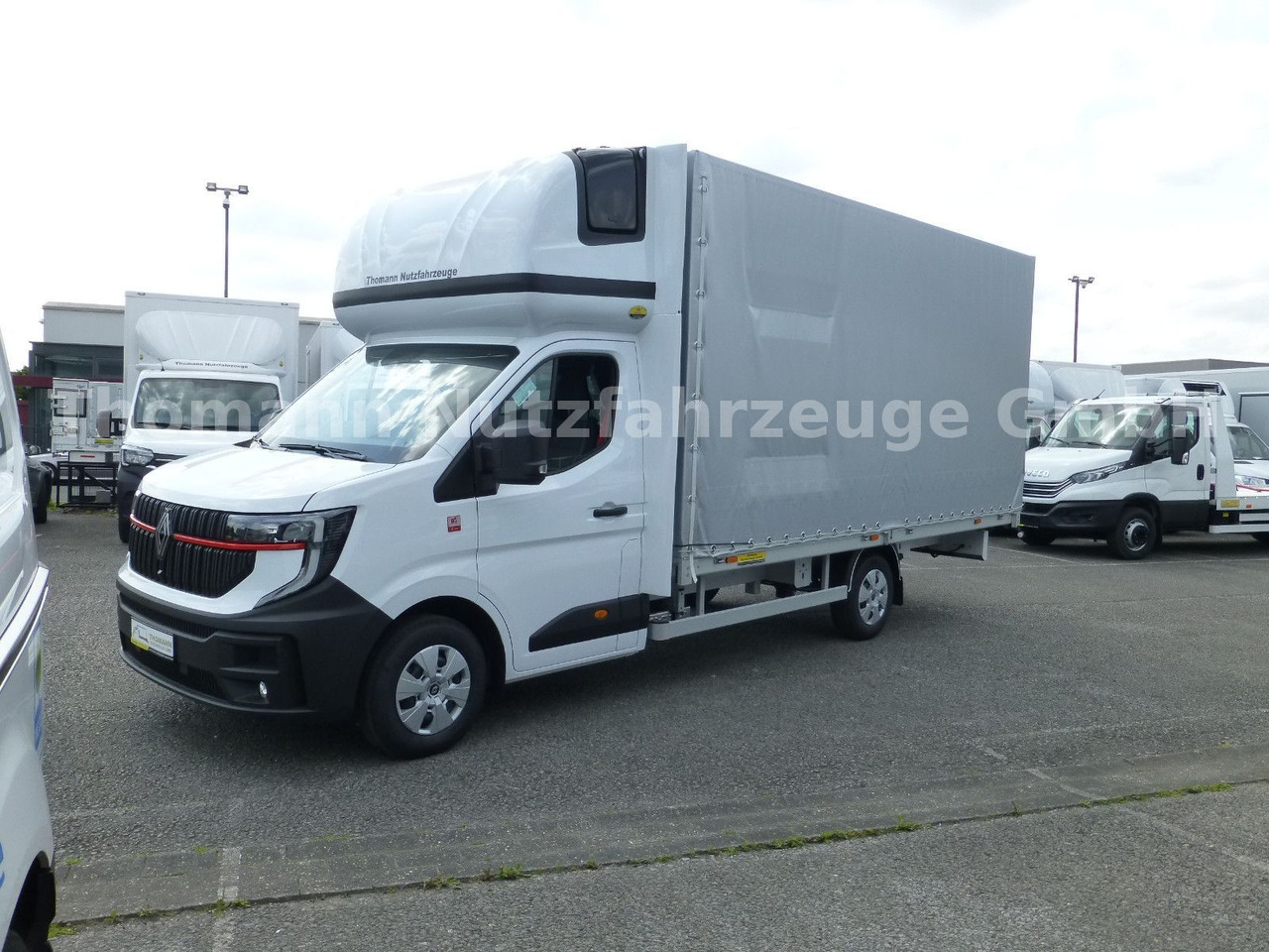 Renault NEW Master Pritsche Plane Schlafkabine - Επαγγελματικό αυτοκίνητο με μουσαμά: φωτογραφία 2 Renault NEW Master Pritsche Plane Schlafkabine - Επαγγελματικό αυτοκίνητο με μουσαμά: φωτογραφία 2