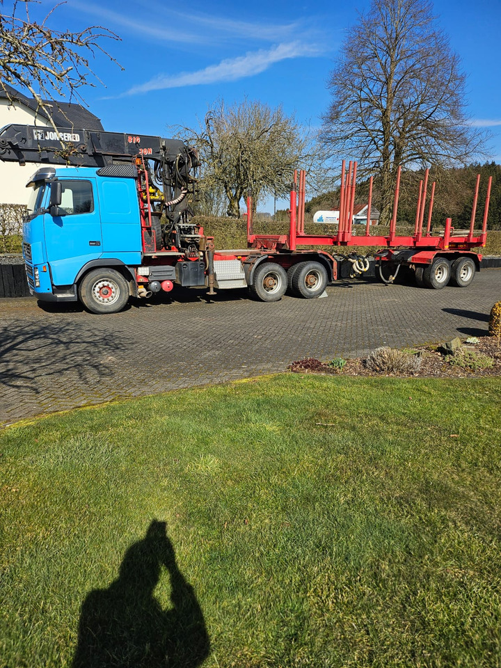 VOLVO FH16 - Φορτηγό ξυλείας: φωτογραφία 2 VOLVO FH16 - Φορτηγό ξυλείας: φωτογραφία 2