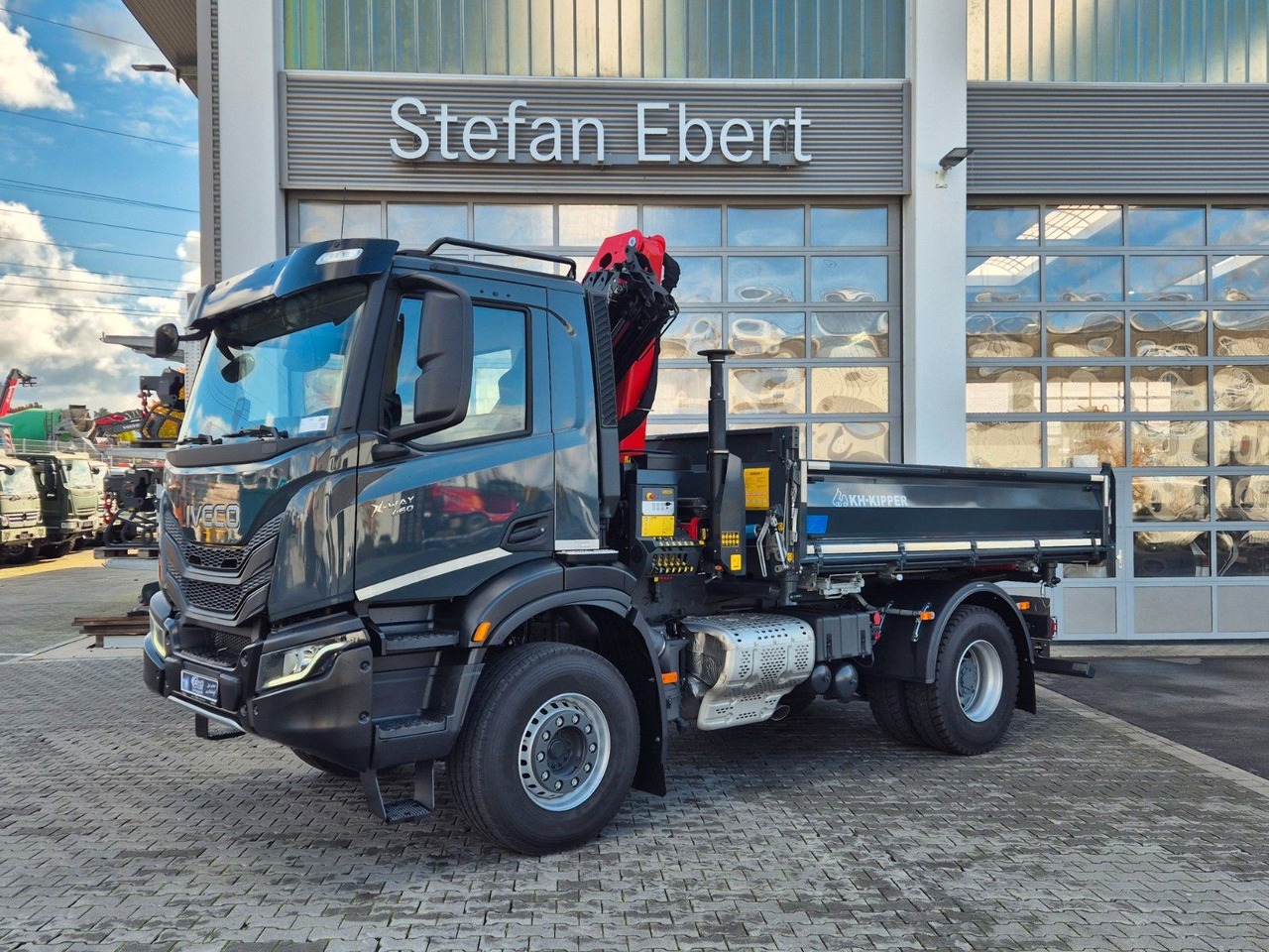 Iveco AD200X46/P HR OFF Palfinger PK 12.501 Funk AHK - Φορτηγό ανατρεπόμενο, Φορτηγό με γερανό: φωτογραφία 4 Iveco AD200X46/P HR OFF Palfinger PK 12.501 Funk AHK - Φορτηγό ανατρεπόμενο, Φορτηγό με γερανό: φωτογραφία 4