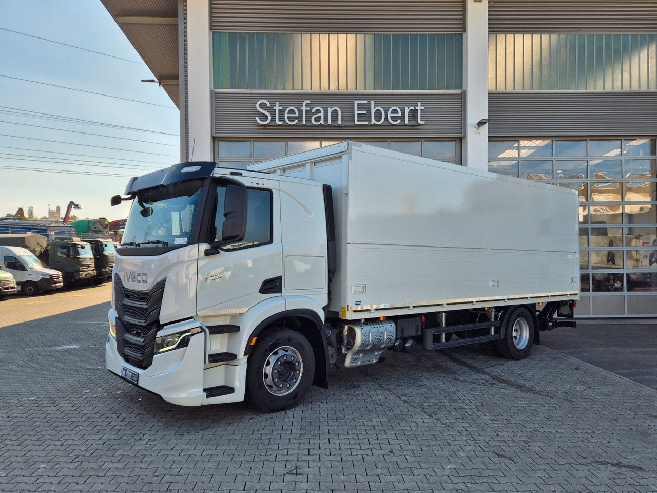 Iveco AT190S40/FP Böse Schwenkwand LBW AHK - Φορτηγό κόφα: φωτογραφία 3 Iveco AT190S40/FP Böse Schwenkwand LBW AHK - Φορτηγό κόφα: φωτογραφία 3