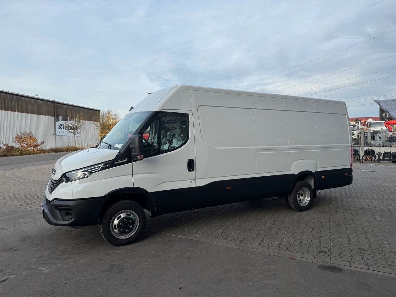 Iveco Daily 35C21 HA8 *R4.100mm*AHK*LED*Automatik* - Βαν: φωτογραφία 4 Iveco Daily 35C21 HA8 *R4.100mm*AHK*LED*Automatik* - Βαν: φωτογραφία 4