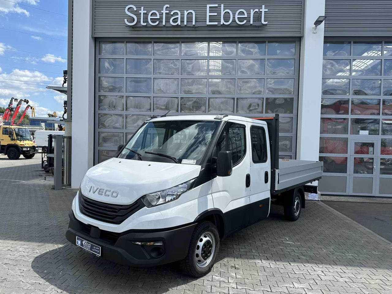 Iveco Daily 35S16 H 3.0L *R3.750mm*AHK*Automatik* 2x - Μικρό φορτηγό με καρότσα: φωτογραφία 1 Iveco Daily 35S16 H 3.0L *R3.750mm*AHK*Automatik* 2x - Μικρό φορτηγό με καρότσα: φωτογραφία 1
