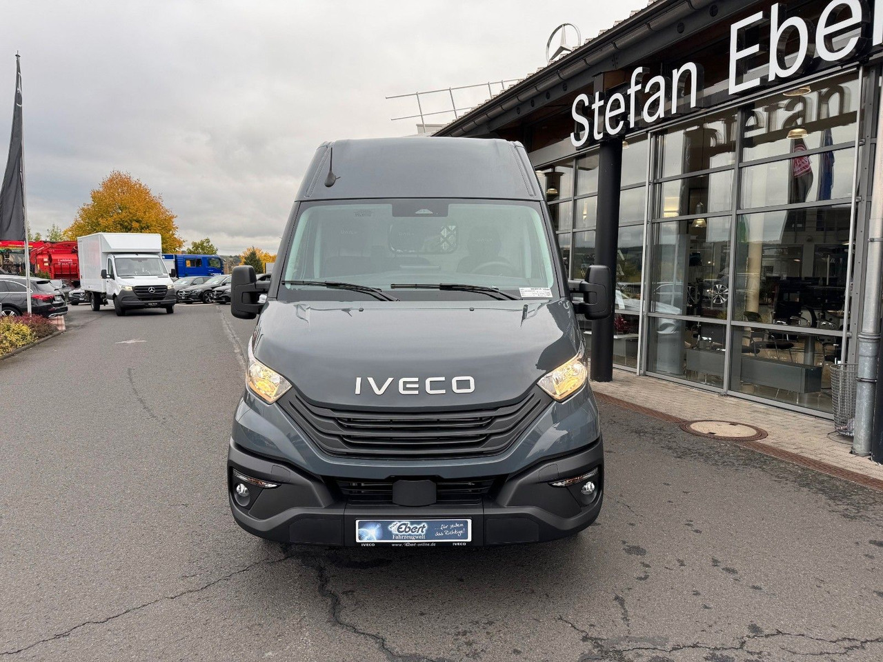 Iveco Daily 35S18HA8 3.0L *R3.520mm*AHK*2xSchiebetür* - Βαν: φωτογραφία 3 Iveco Daily 35S18HA8 3.0L *R3.520mm*AHK*2xSchiebetür* - Βαν: φωτογραφία 3