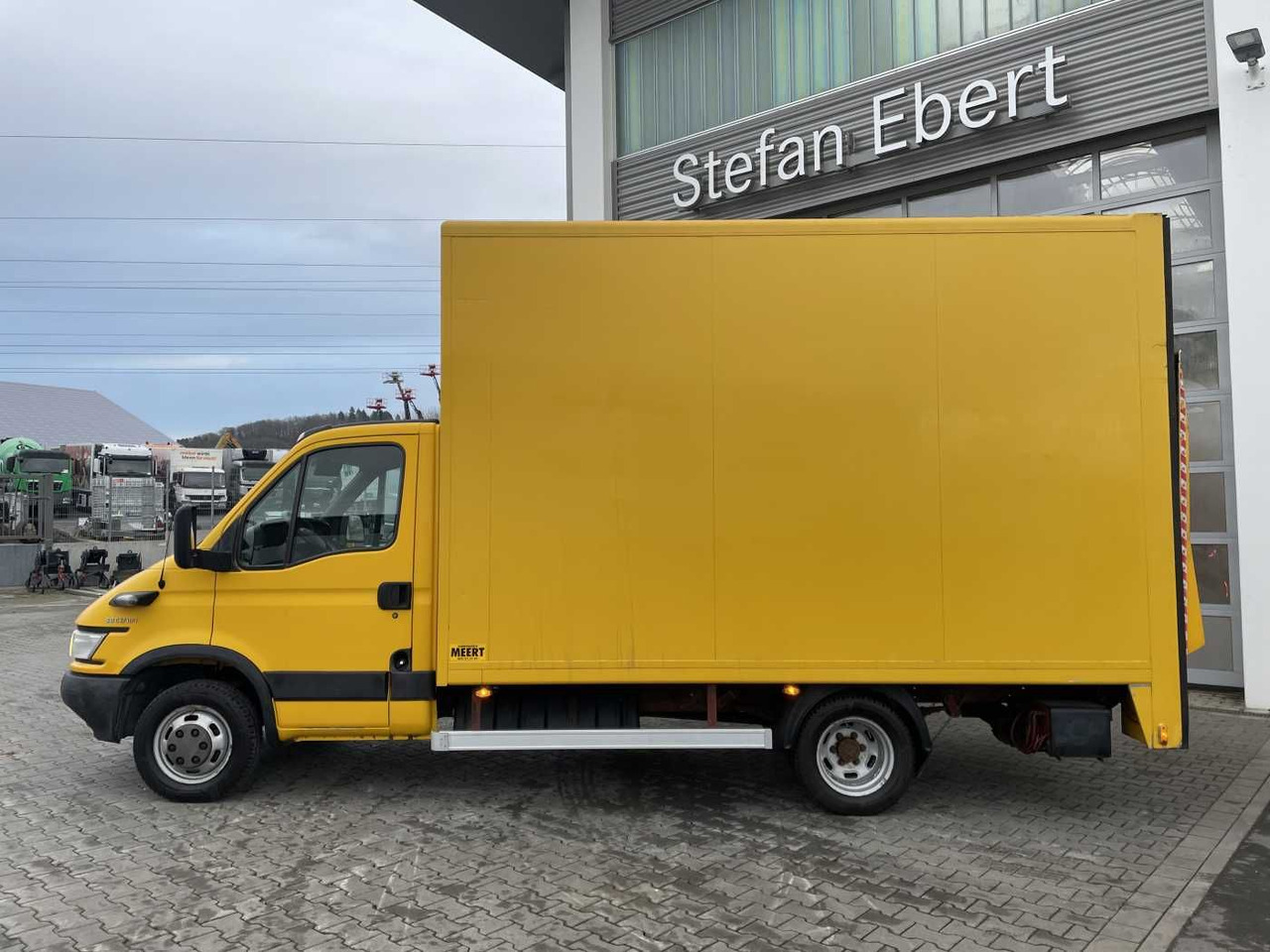 Iveco Daily 50C17 3.0L *Koffer*LBW*Klima* - Επαγγελματικό αυτοκίνητο κόφα: φωτογραφία 2 Iveco Daily 50C17 3.0L *Koffer*LBW*Klima* - Επαγγελματικό αυτοκίνητο κόφα: φωτογραφία 2