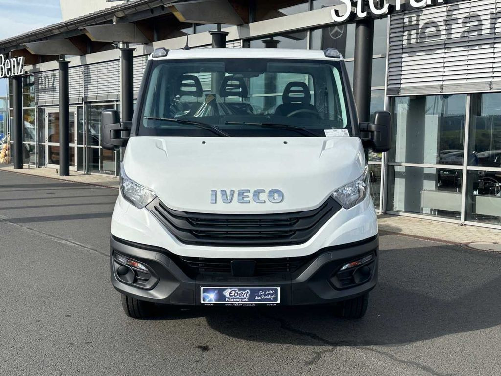 Iveco Daily 50C18 3.0L *R3750mm*Navi*Klima* 3x - Φορτηγό σασί: φωτογραφία 2 Iveco Daily 50C18 3.0L *R3750mm*Navi*Klima* 3x - Φορτηγό σασί: φωτογραφία 2