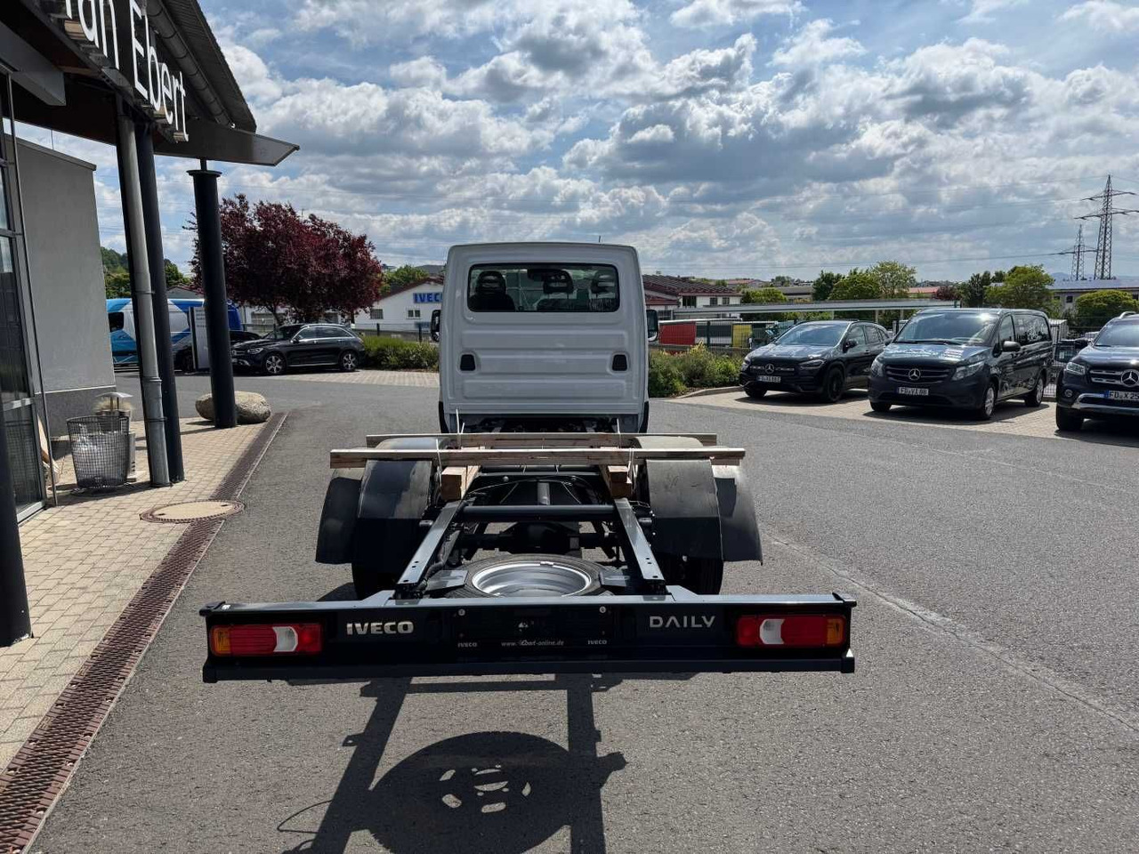 Iveco Daily 50C18 HA8 3.0L *R4.350mm*Klima*Automatik* - Φορτηγό σασί: φωτογραφία 5 Iveco Daily 50C18 HA8 3.0L *R4.350mm*Klima*Automatik* - Φορτηγό σασί: φωτογραφία 5