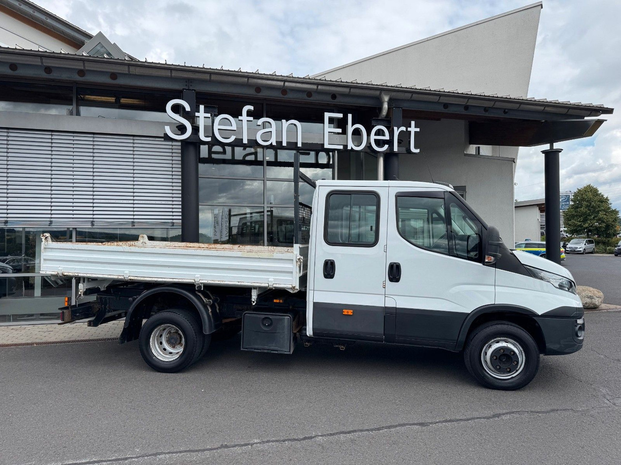 Iveco Daily 60C18H Kipper *R3.750mm*2xAHK*Automatik* - Όχημα με ανατρεπομενη καροτσα, Διπλοκάμπινο ελαφρύ επαγγελματικό: φωτογραφία 3 Iveco Daily 60C18H Kipper *R3.750mm*2xAHK*Automatik* - Όχημα με ανατρεπομενη καροτσα, Διπλοκάμπινο ελαφρύ επαγγελματικό: φωτογραφία 3