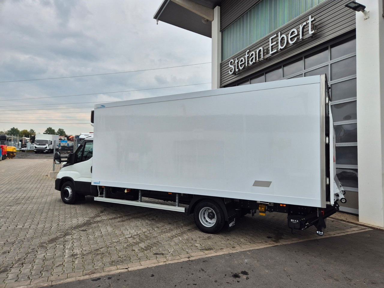 Iveco Daily 70C18 A8 3.0L *R5.100mm*LBW*Luft*Automatik - Επαγγελματικό αυτοκίνητο ψυγείο: φωτογραφία 4 Iveco Daily 70C18 A8 3.0L *R5.100mm*LBW*Luft*Automatik - Επαγγελματικό αυτοκίνητο ψυγείο: φωτογραφία 4